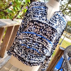 Jennifer Lopez M blouse blue and black w tan
